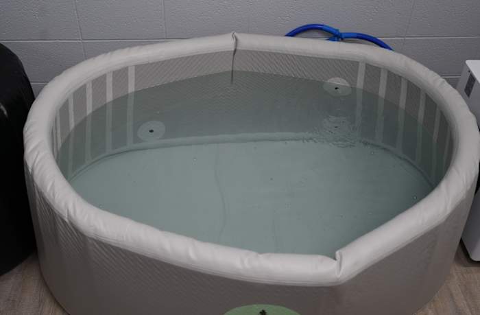 redwood-yukon-cold-tub-open-tub-wtih-water